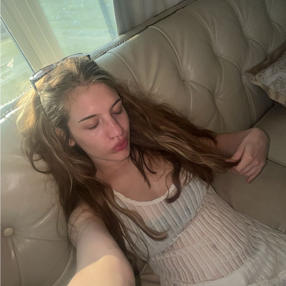 Meet your Posher, Abbey